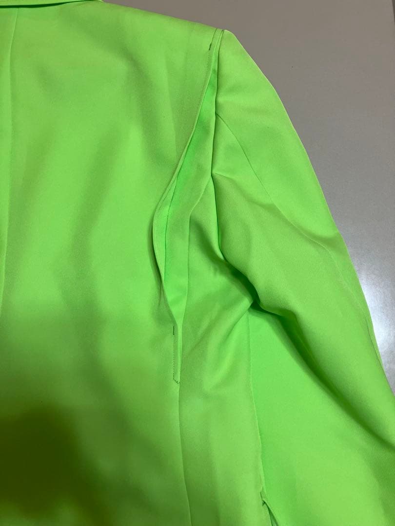 蛍光グリーン テーラードジャケット