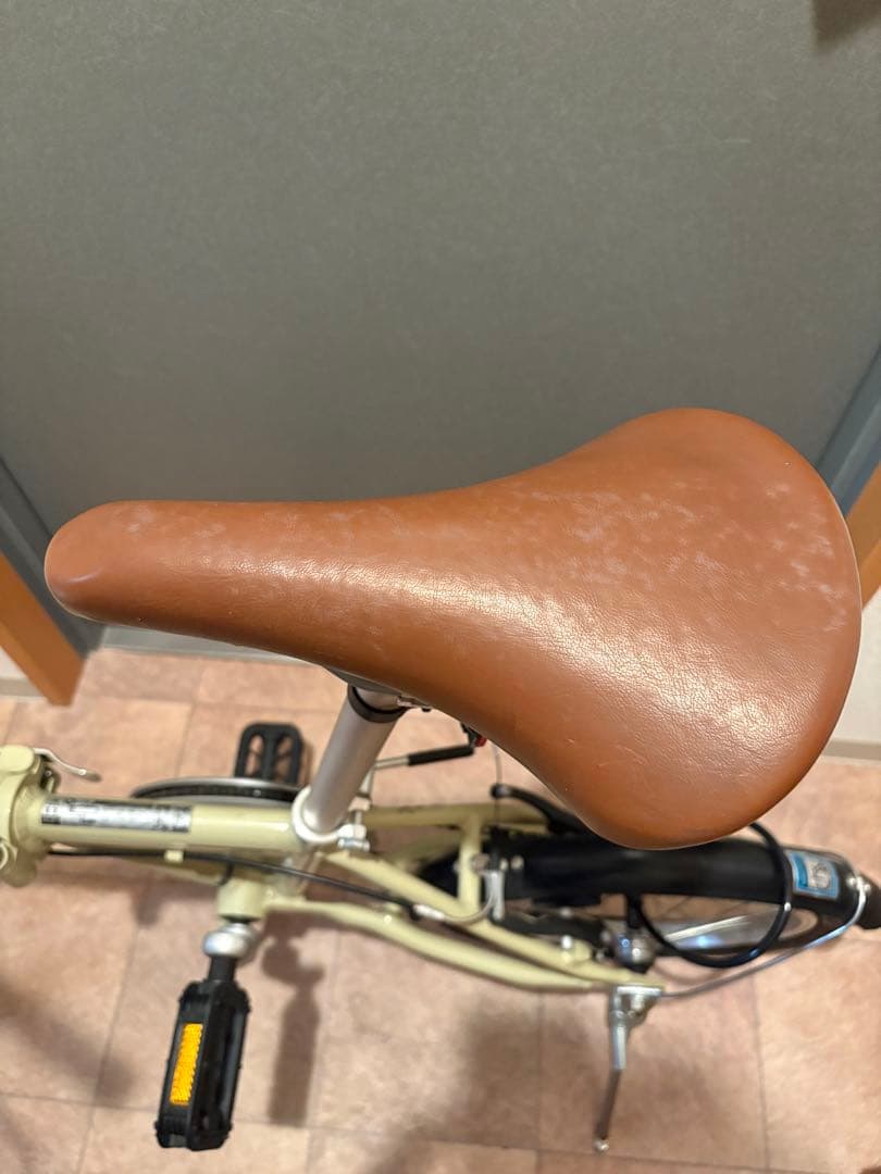 キャプテンスタッグ CAPTAIN STAG 折り畳み自転車 ラテ