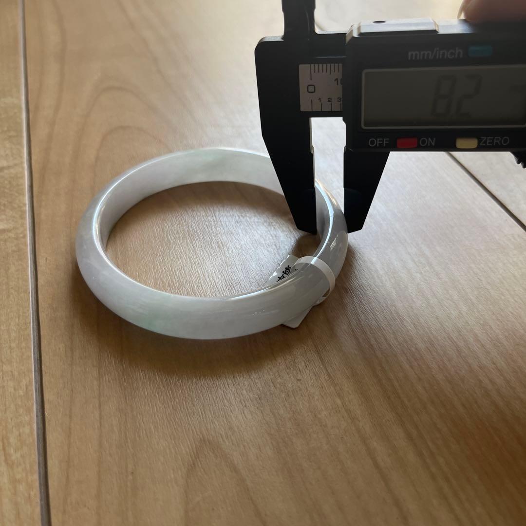 【大きめサイズ】 翡翠バングル