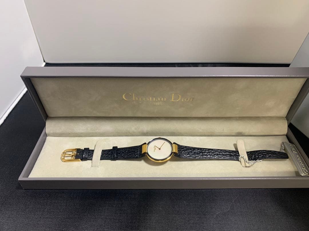 ジ*ン様 Christian Diorシェル 腕時計 クォーツ