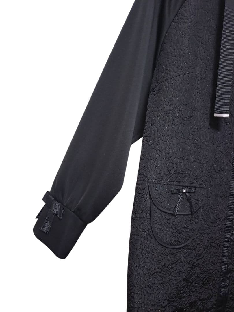 スーパービューティー　2025ダンボールニットとキルティング生地ロングパーカー