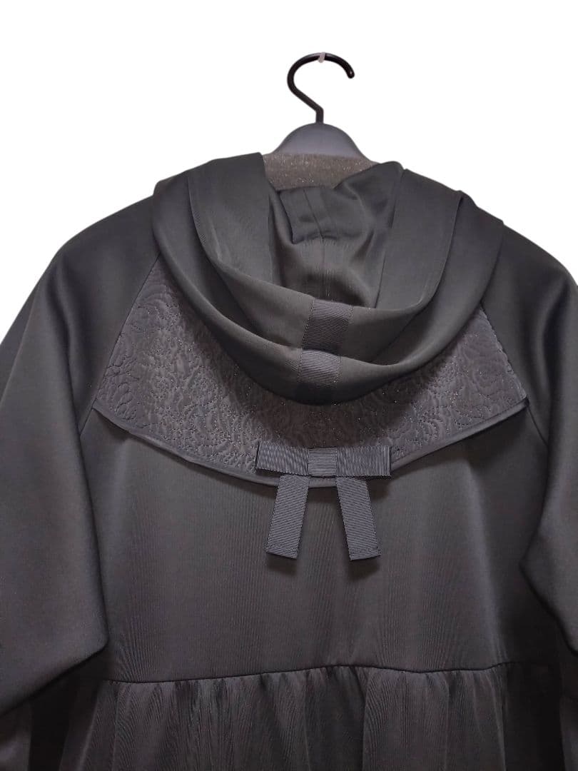 スーパービューティー　2025ダンボールニットとキルティング生地ロングパーカー