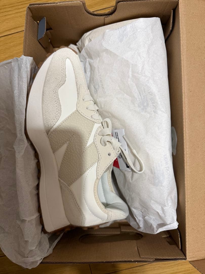 靴 New Balance WS327NKD 23.5cm