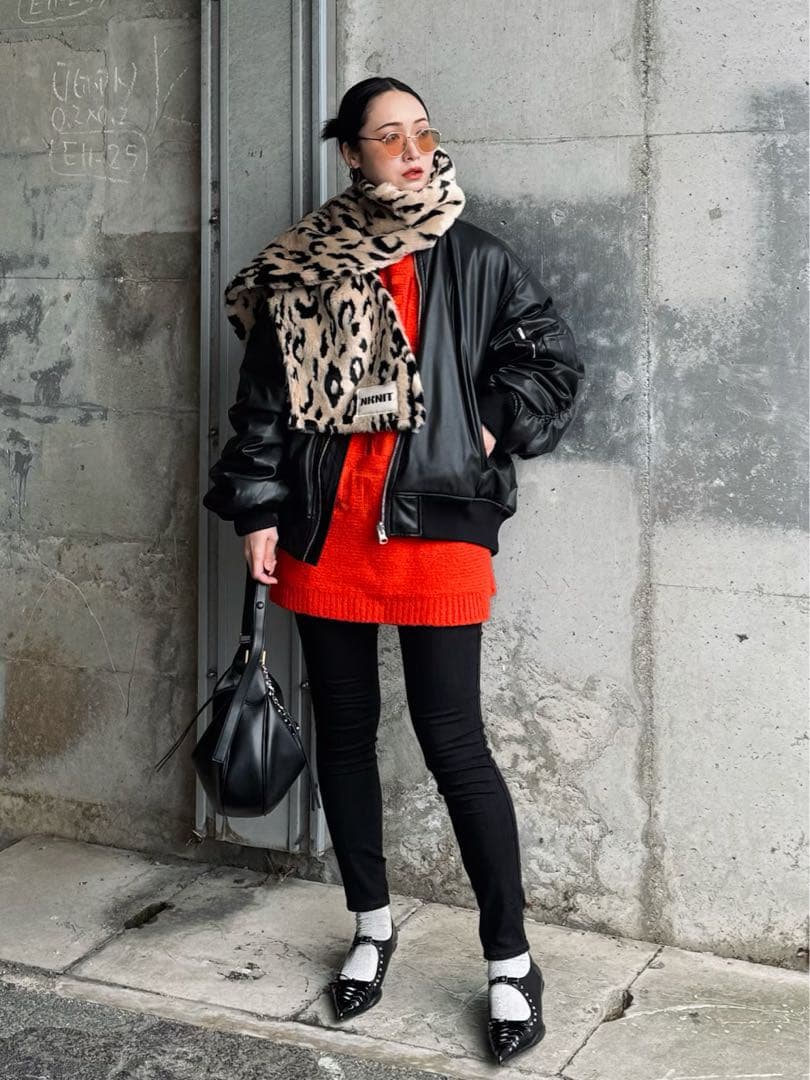 ゆ*こ様 希少　新品タグ付き　NKNIT ンニット　boa wave scarf