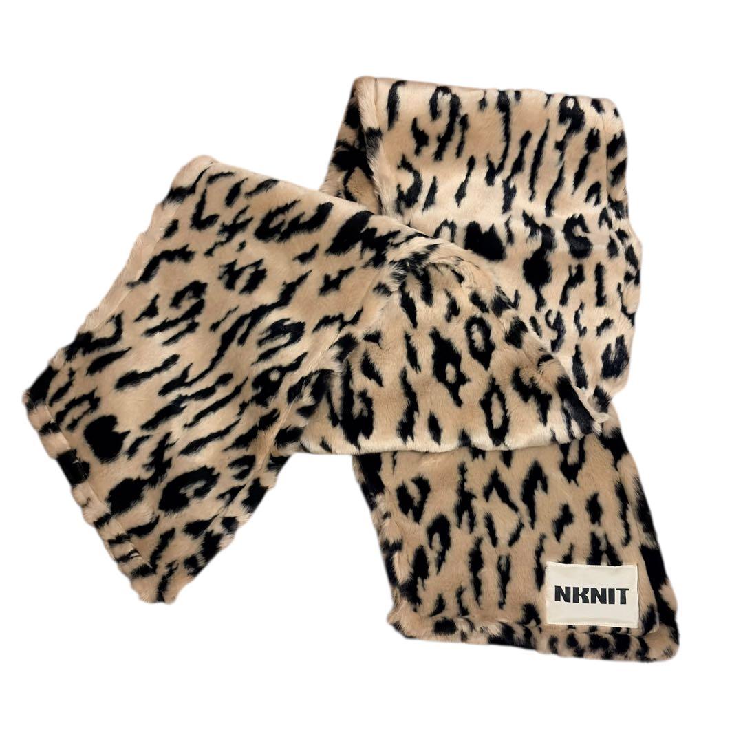 ゆ*こ様 希少　新品タグ付き　NKNIT ンニット　boa wave scarf