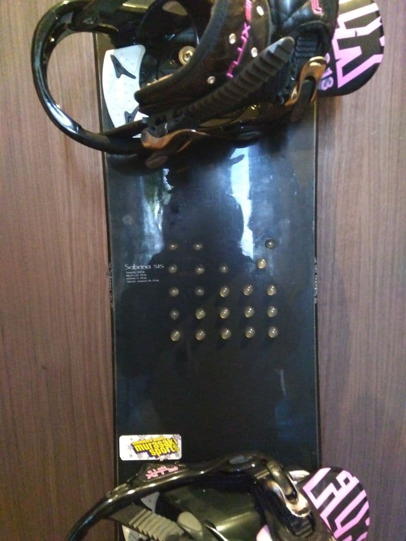 入門・練習用に‼️SABRINA SIS 146 レディーススノーボードセット