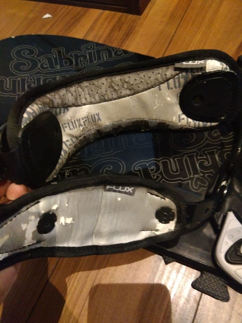 入門・練習用に‼️SABRINA SIS 146 レディーススノーボードセット