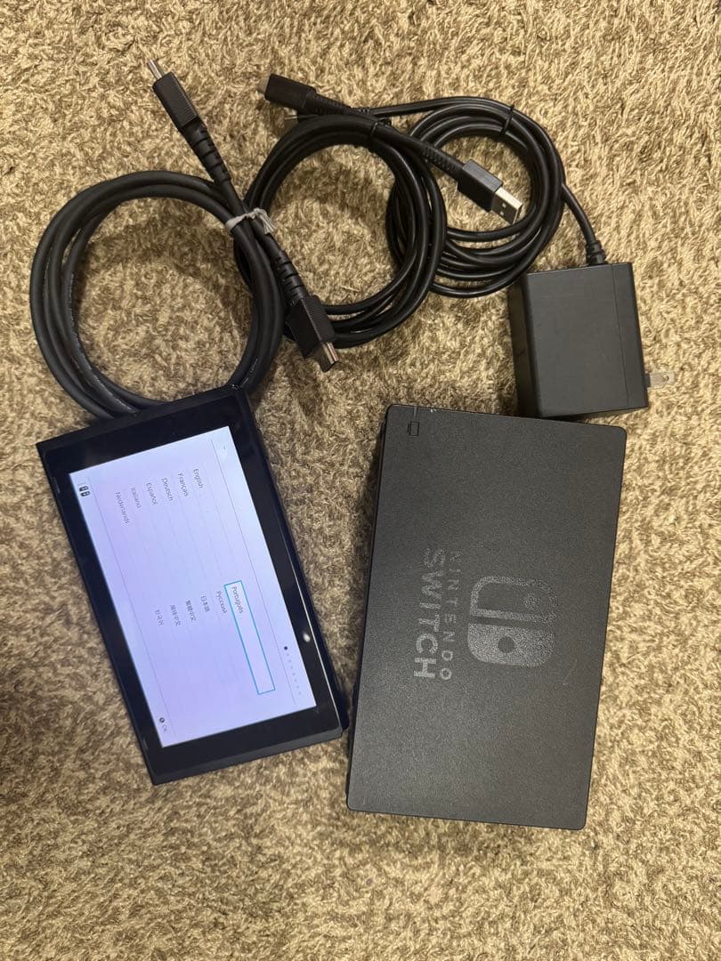 【ジャンク扱い】旧Nintendo Switch 本体 + 付属品