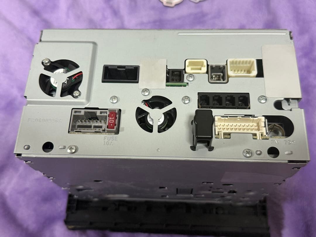 スズキ純正ナビ　CN-RZ82ZA