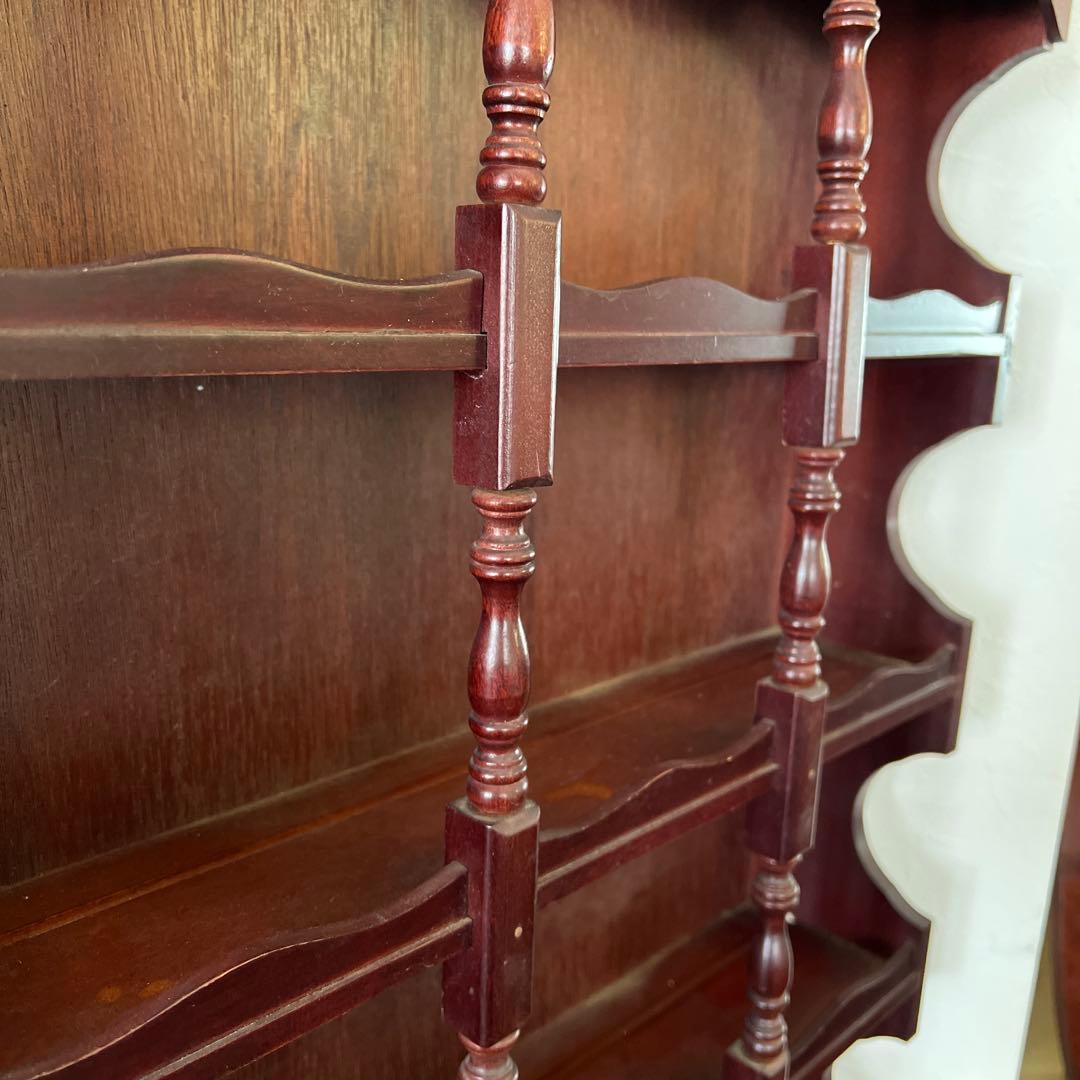 k341r120 英国 ロイヤルアルバート 12ヶ月のカップを飾るカップボード