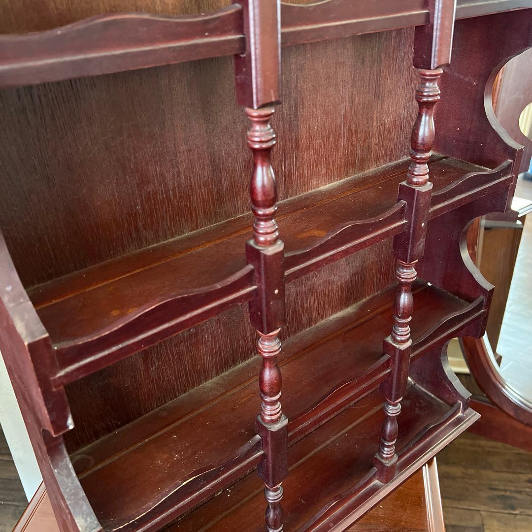 k341r120 英国 ロイヤルアルバート 12ヶ月のカップを飾るカップボード