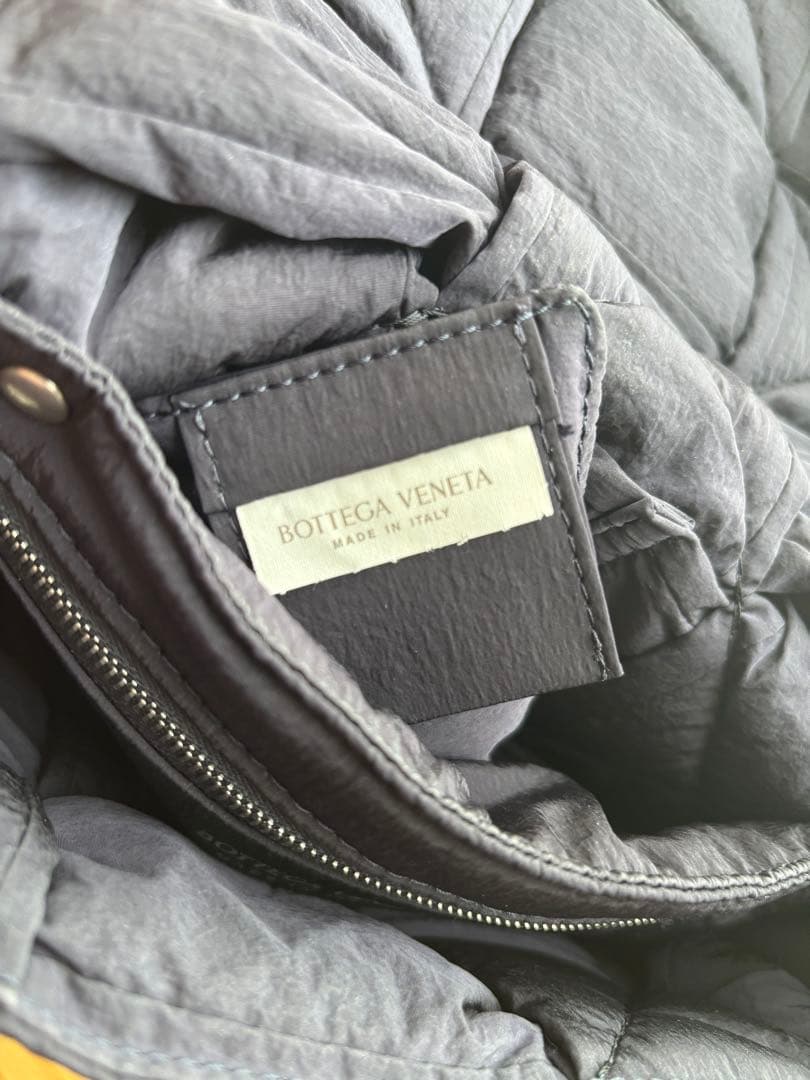 BOTTEGA VENETAパデッドテックカセットナイロンボッテガヴェネタ