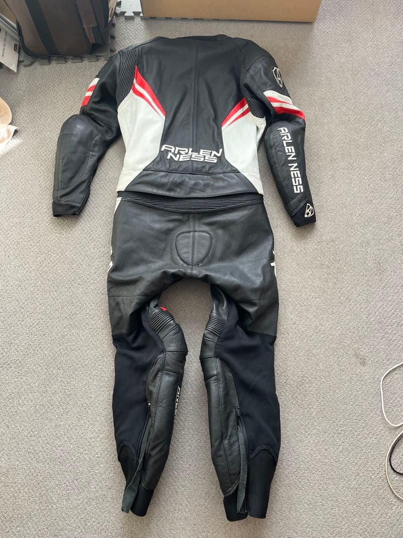 【1/28まで】 ARLEN NESSレザー バイクツナギ　サーキットサイズ52