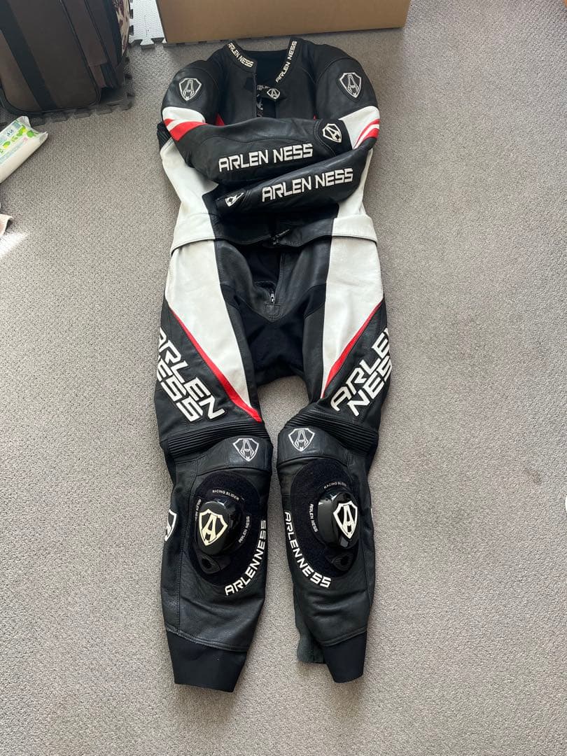 【1/28まで】 ARLEN NESSレザー バイクツナギ　サーキットサイズ52