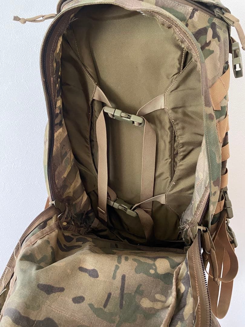 個人装備 KarrimorSF RECON 40