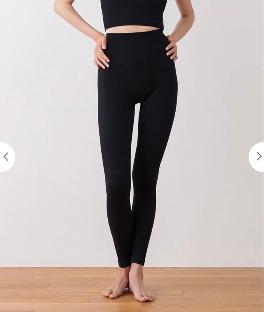 コ*ア様 未使用　SUKALA アクティブデイジーレギンス　黒　L