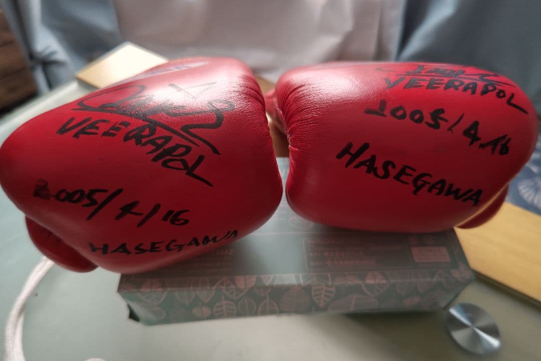 WBC世界バンタム級チャンピオン、ウィラポン世界戦実使用グローブ