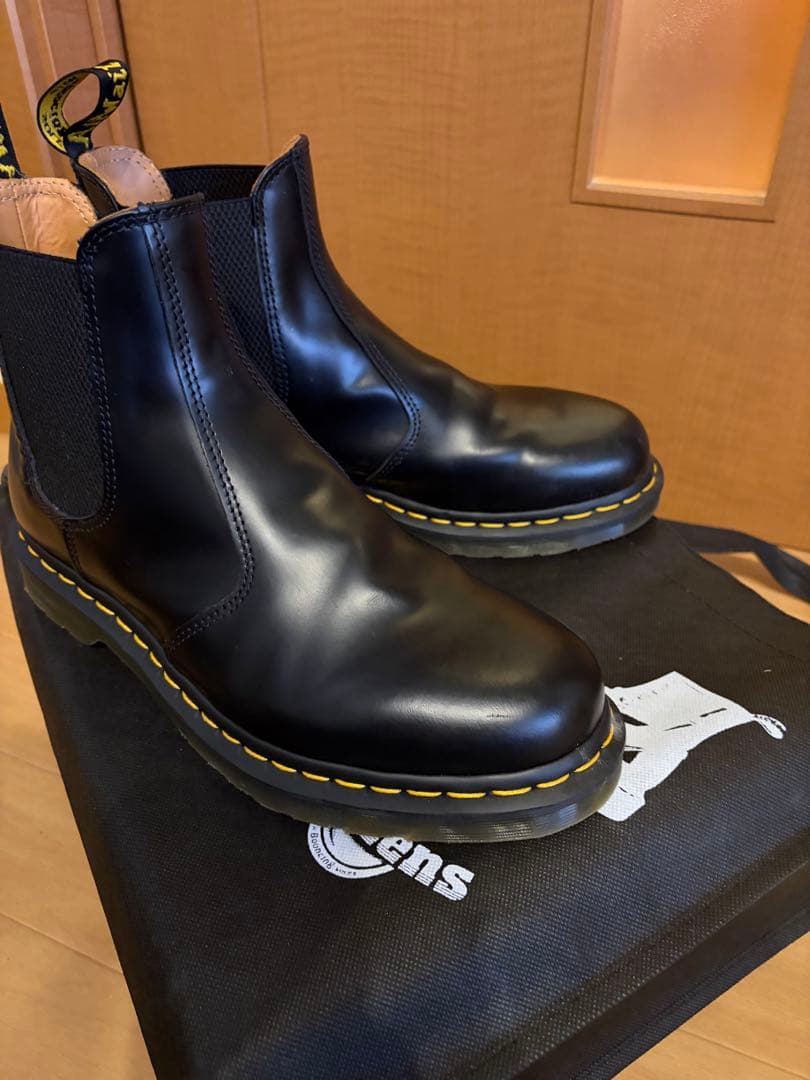 Dr. Martens チェルシー　ブラック サイドゴアブーツ　UK8