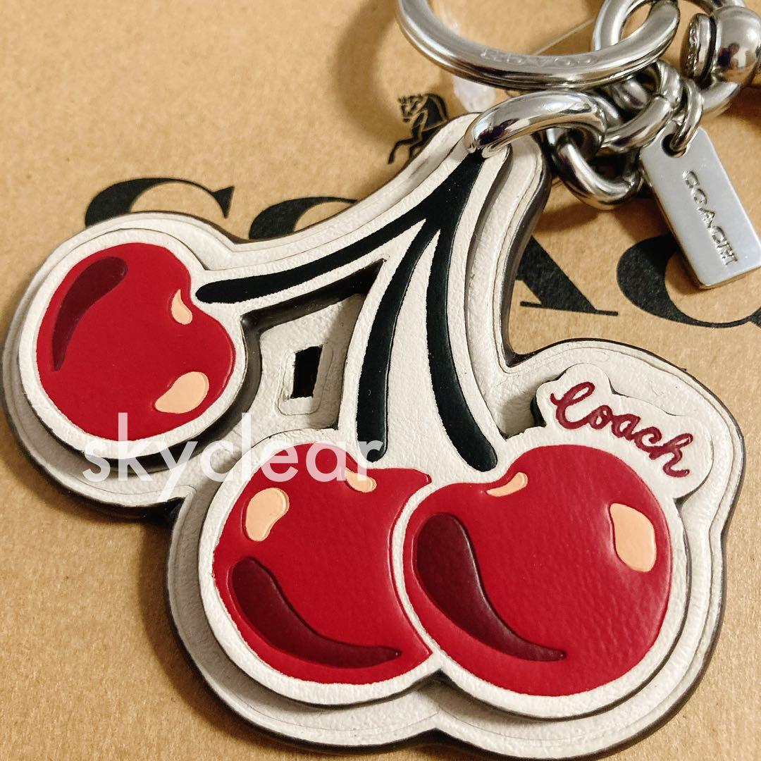 新品❇︎正規品 COACH チェリー さくらんぼ チャーム キーリング