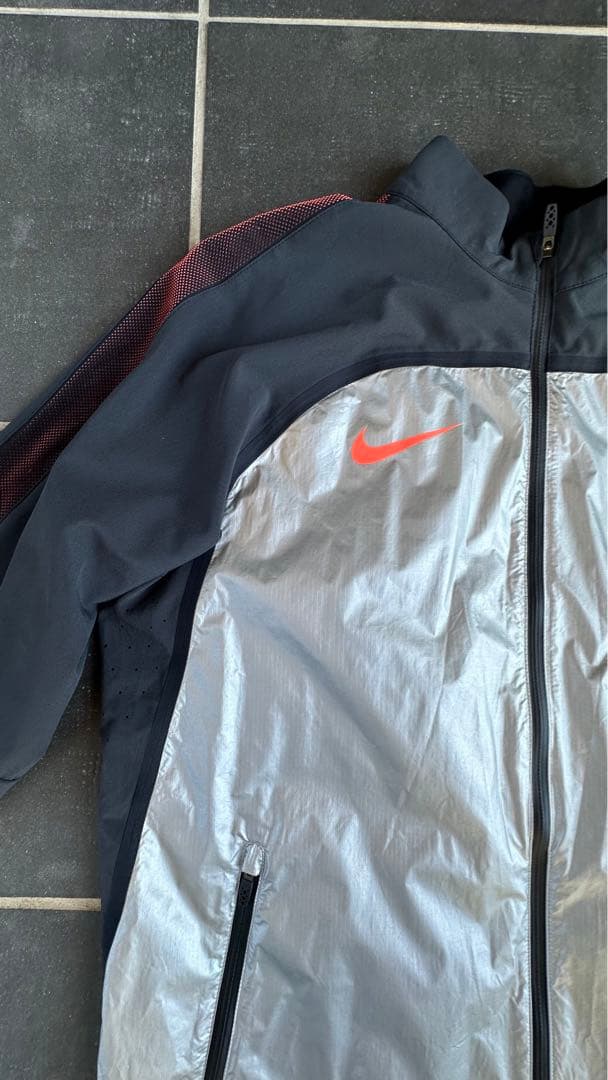 nike ナイロンジャケット　y2k テック