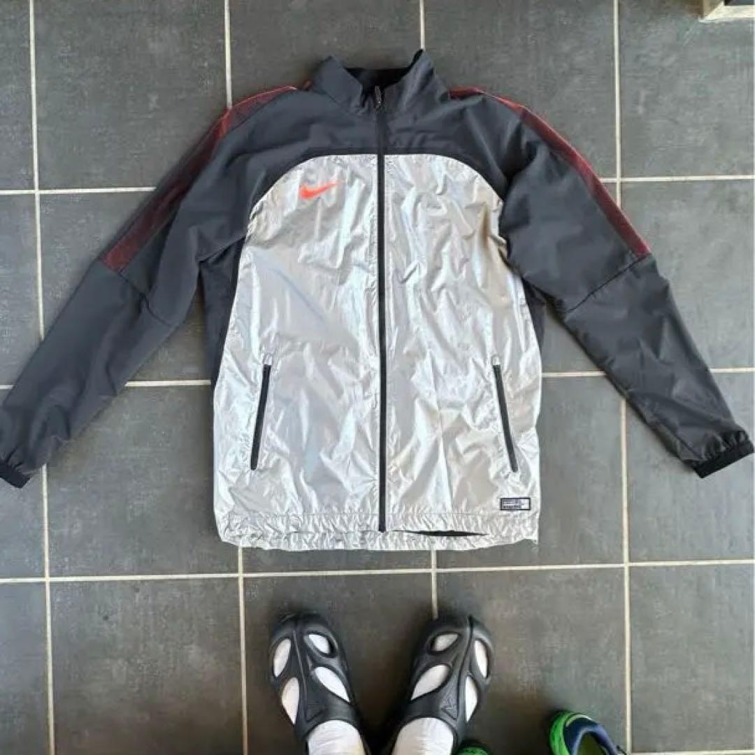 nike ナイロンジャケット　y2k テック