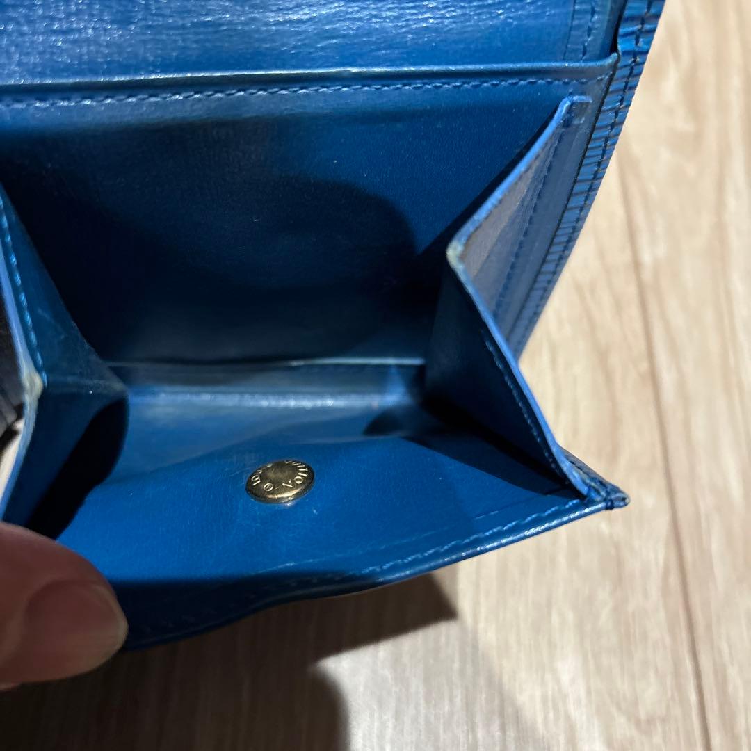 LOUIS VUITTON ルイヴィトン 二つ折り財布 ブルー エピ 青 本革