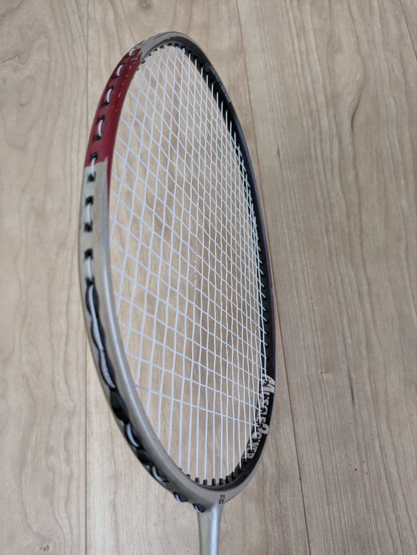 YONEX　MUSCLEPOWER80　ヒビあり　バドミントンラケット