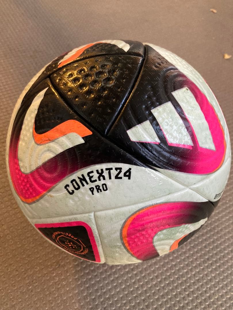 adidas CONEXT 24 PRO サッカーボール