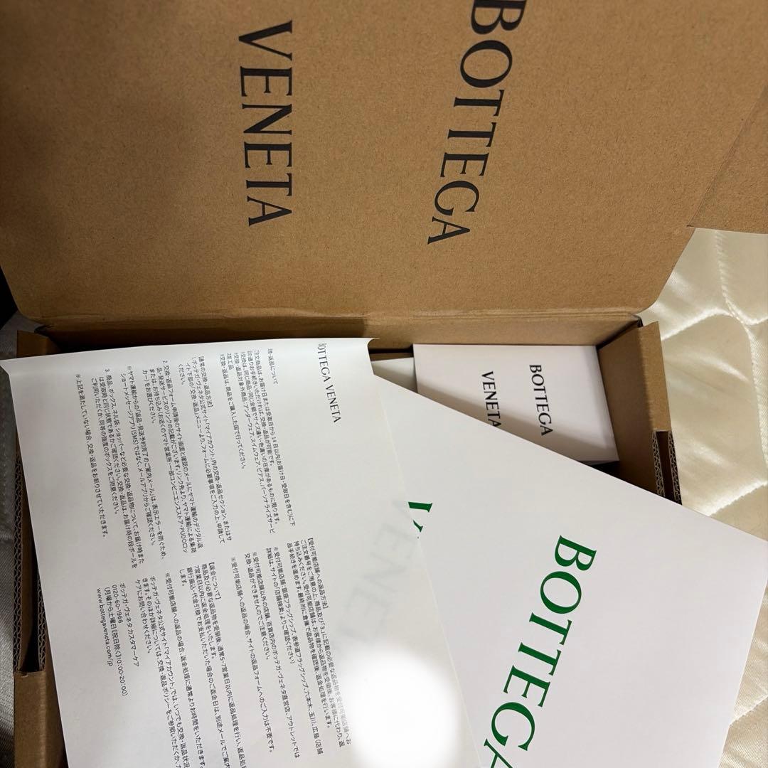 ニコ ボッテガiPhone16Proケース