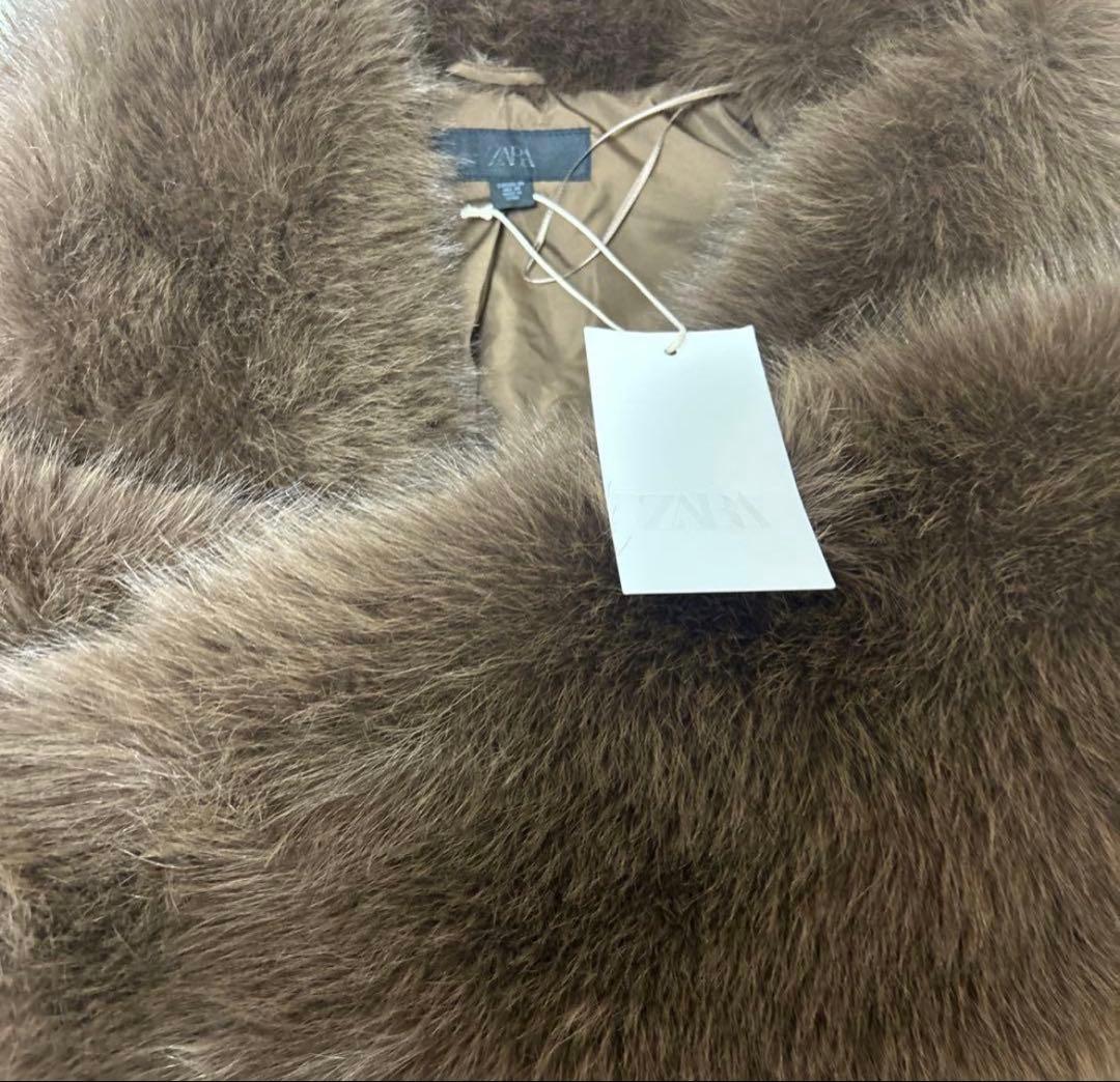 完売品 ZARA ショートフェイクファーコート XSサイズ新品タグ付き　ブラウン