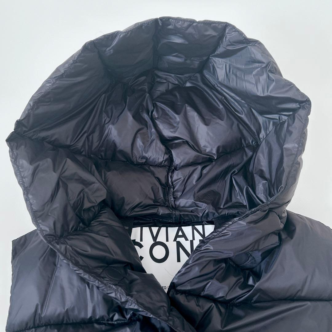 LIVIANACONTI　40　フーデットベスト　ダウンベスト　ブラック