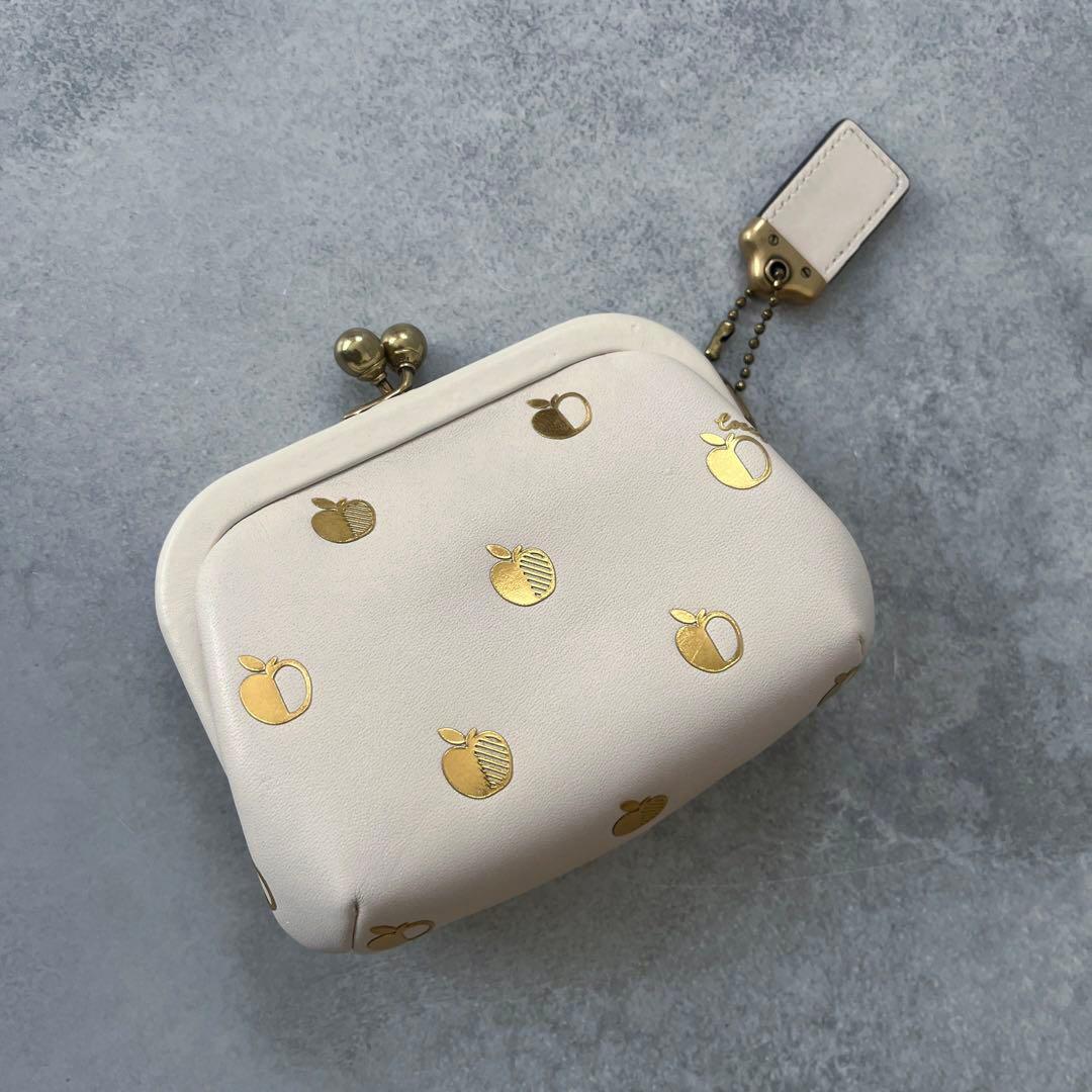 未使用 コーチCOACH リンゴ柄 がま口 ケース