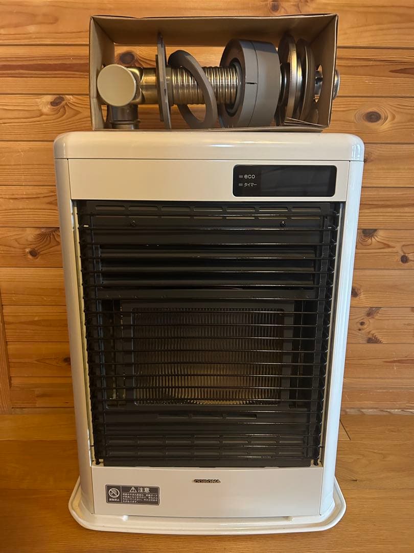 コロナ　2020年FFストーブ（排気筒新品付、及び訳あり品）