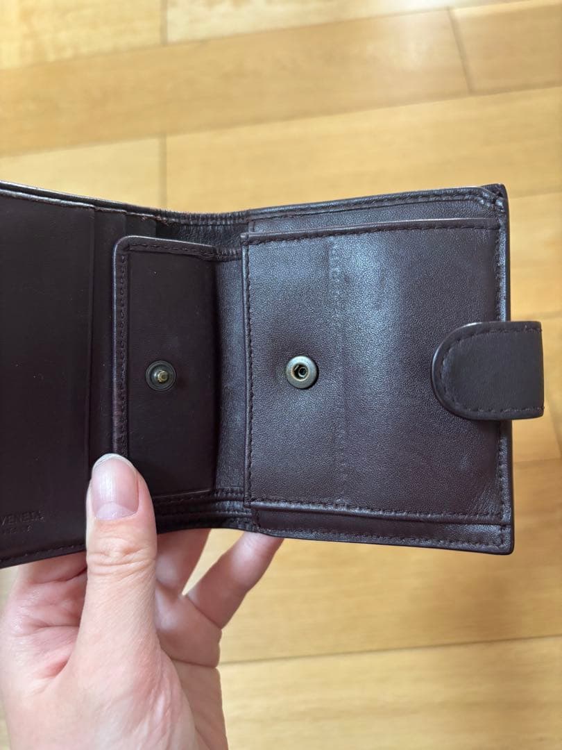 箱付きBottega Veneta 二つ折り財布 ダークブラウン