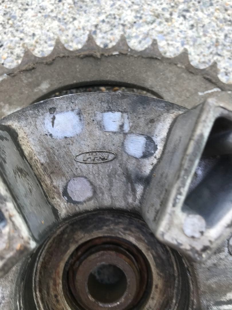 CBX400F スプロケットタワー