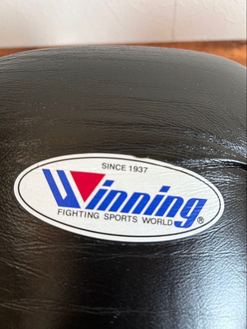 Winning ボクシンググローブ 16 oz ブラック