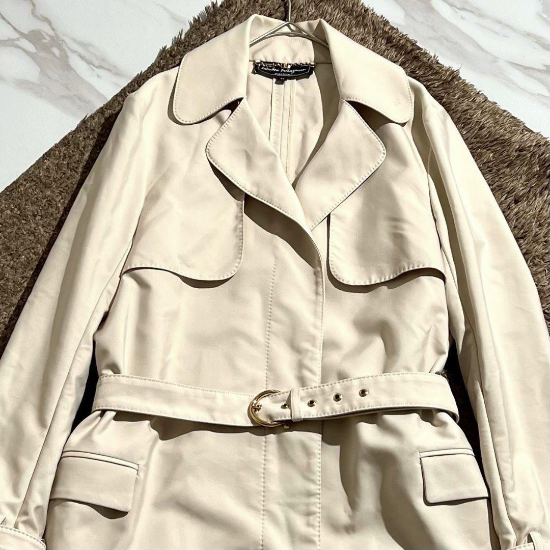 Salvatore Ferragamo トレンチコート アイボリー系 L相当