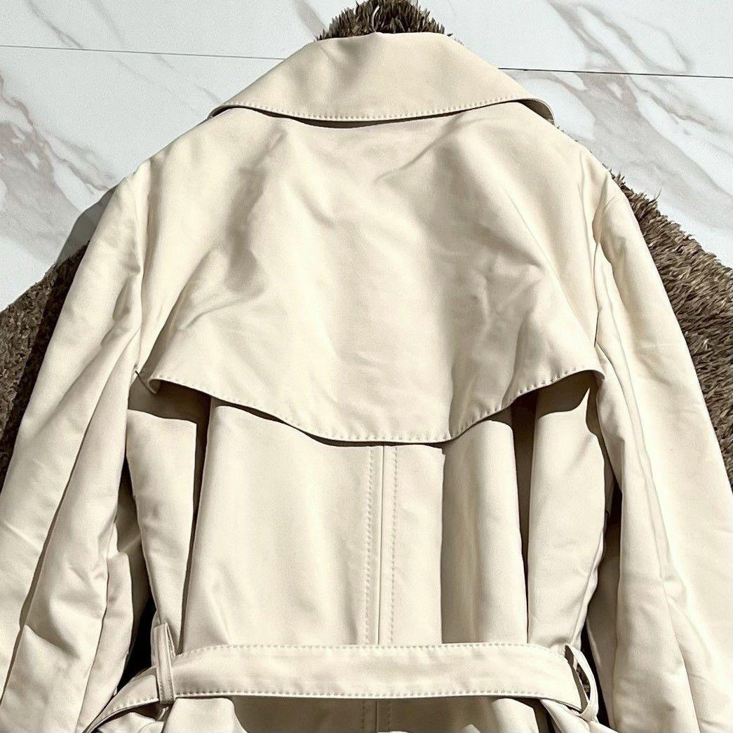 Salvatore Ferragamo トレンチコート アイボリー系 L相当