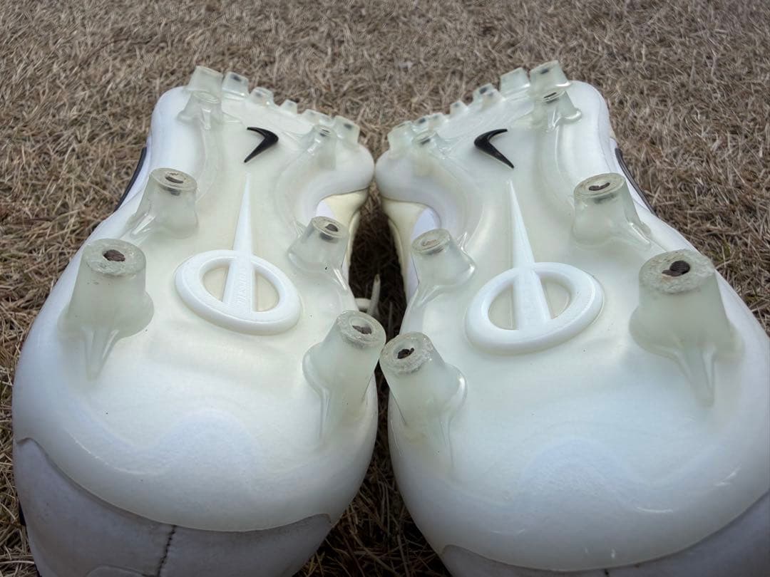 【本日限定】ナイキ　ティエンポ レジェンド10 エリート AG-PRO 26.0