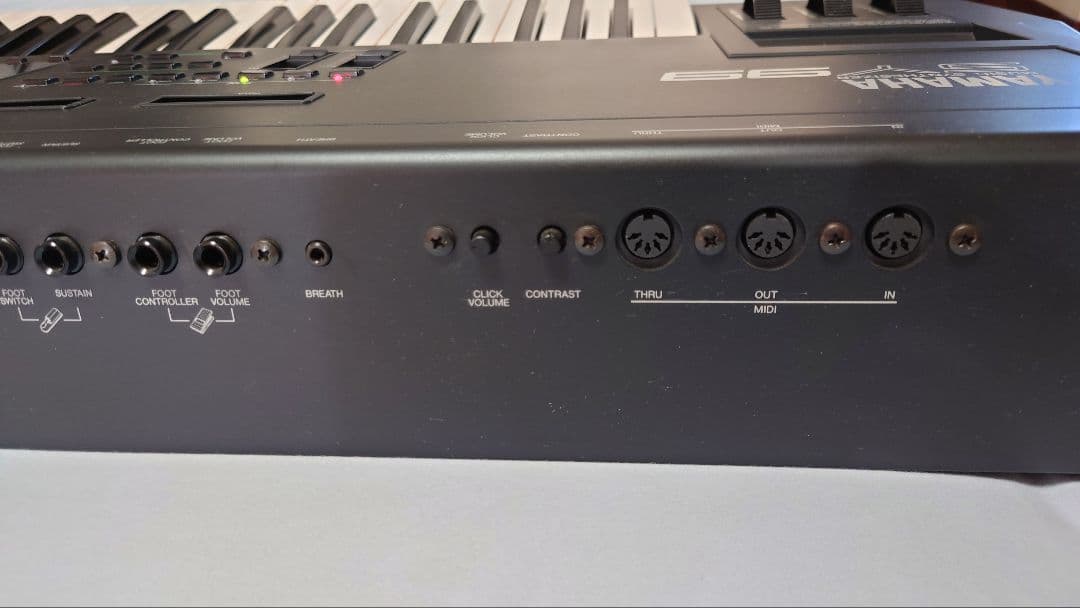 鍵盤楽器 YAMAHA MUSIC SYNTHESIZER SY99