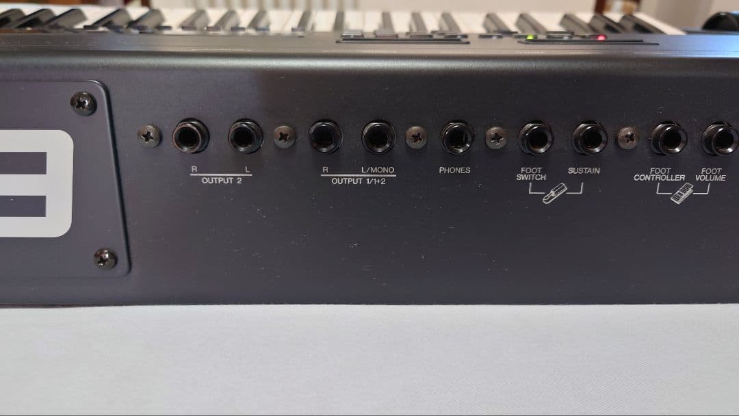 鍵盤楽器 YAMAHA MUSIC SYNTHESIZER SY99