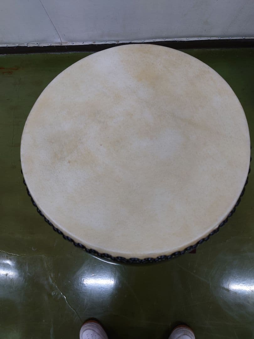 はらっちページ。 黒い大太鼓 スタンド付き