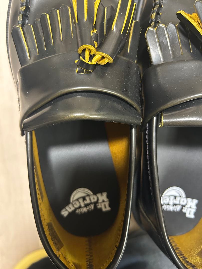 ドクターマーチンADRIAN ブラック+ダムスイエロー ローファー UK6