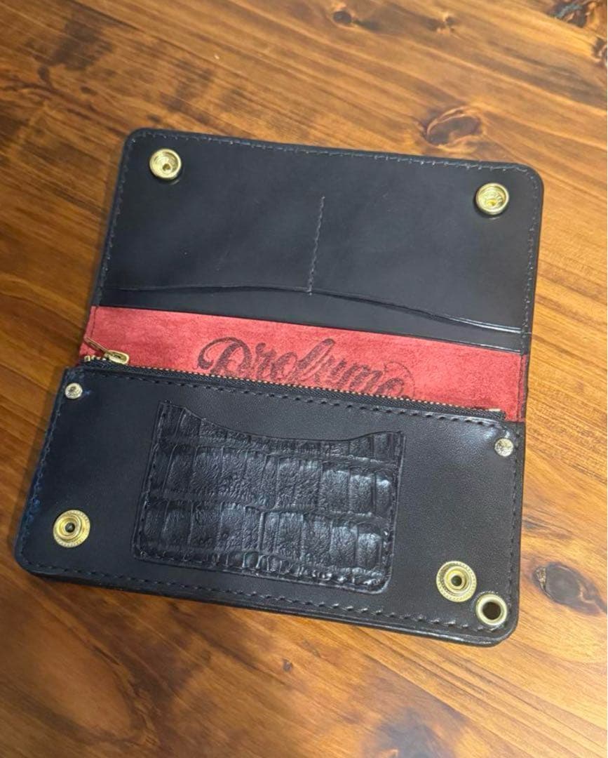 gyo  トラッカーウォレット『カイマン半艶ブラック』