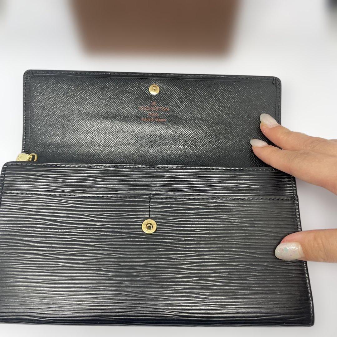 Louis Vuitton エピ　長財布　ヴィトン　ポルトフォイユ　サラ