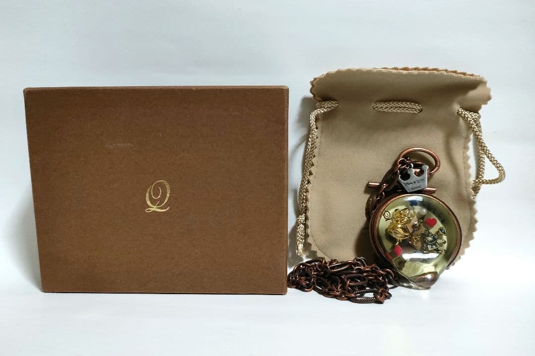 Q-pot. 不思議の国のアリス 時計 メルティポケットウォッチ