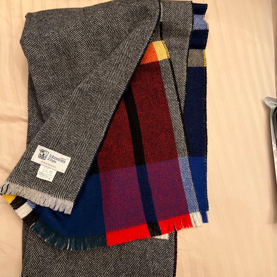 【極美品】Johnstons of Elgin のマフラー