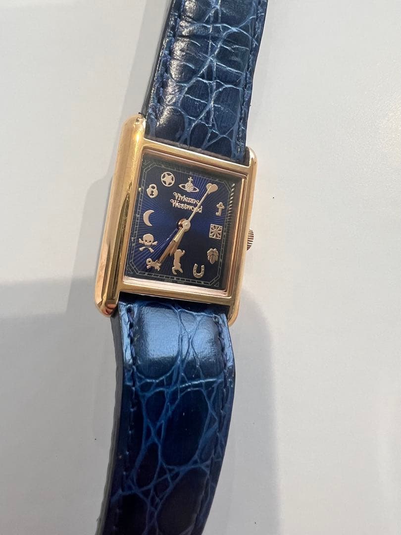 【限定デザイン】viviennewestwood 腕時計 ネイビー