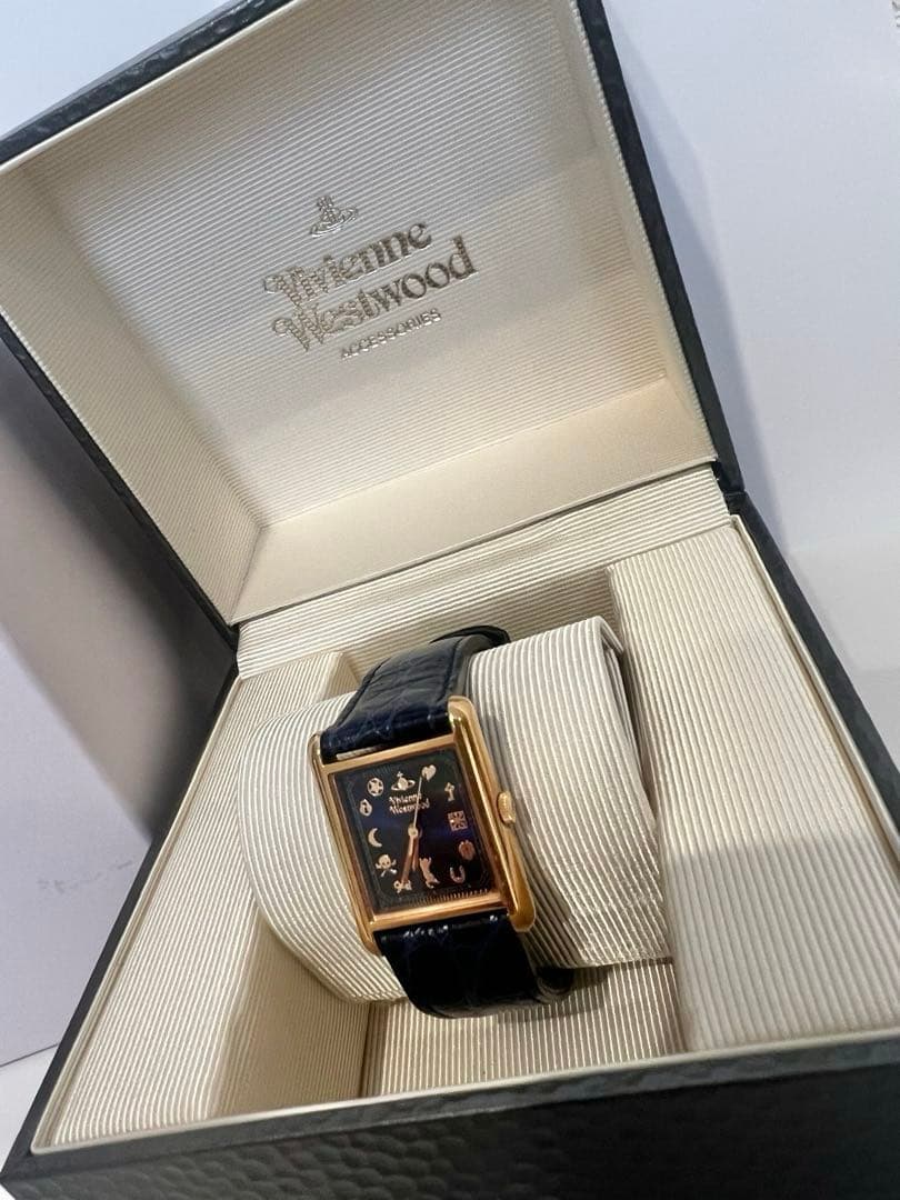 【限定デザイン】viviennewestwood 腕時計 ネイビー