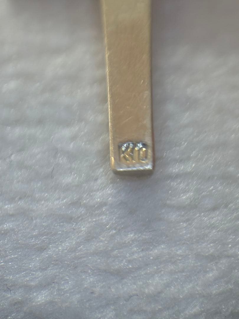 アガット　k10 クロス　十字架　ダイヤモンド0.06ct ネックレストップ